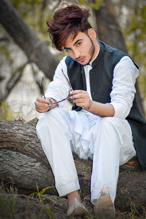 Cute Pakistani Boys Video